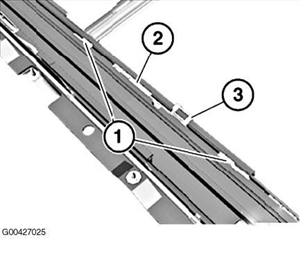 G00427025