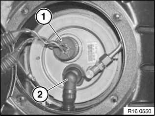 G00437625