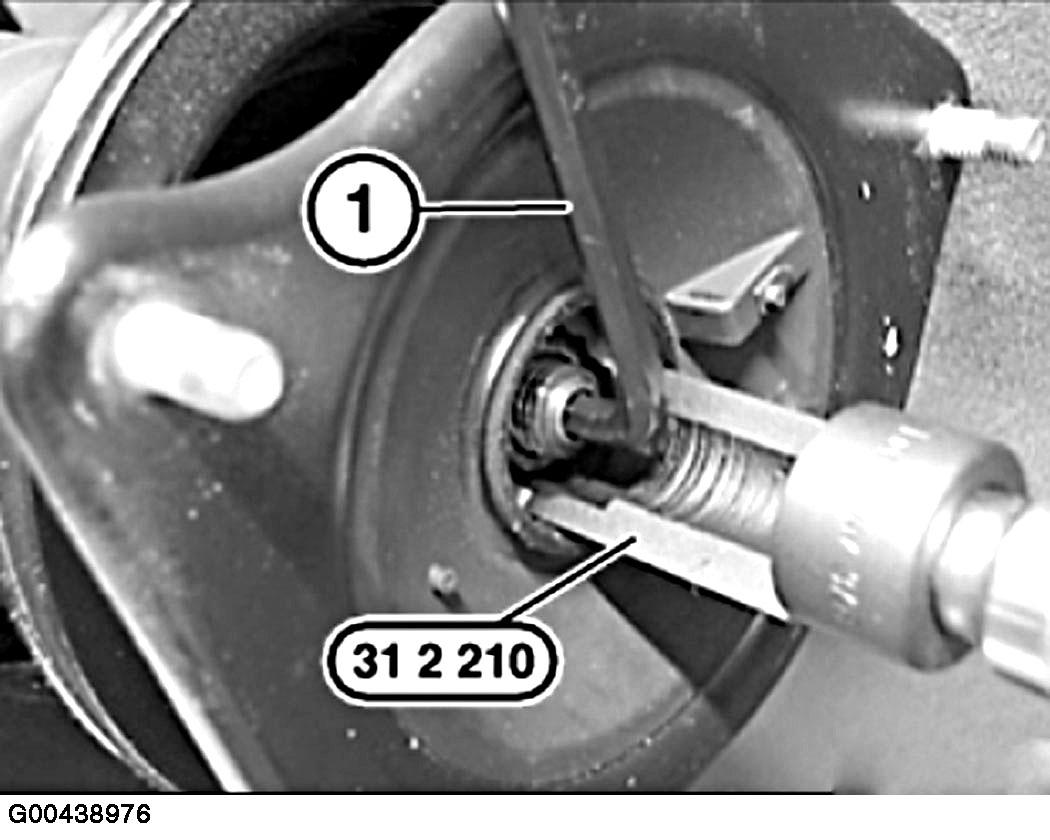 G00438976