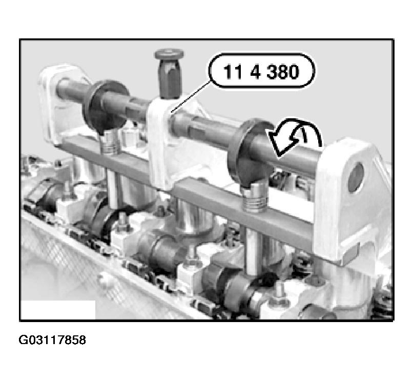 G03117858