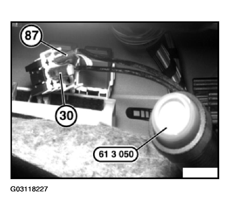 G03118227