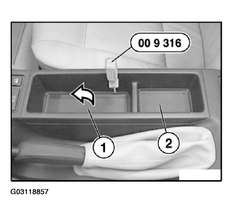G03118857