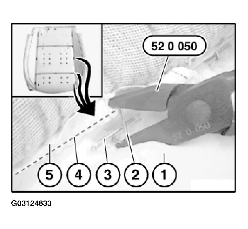 G03124833