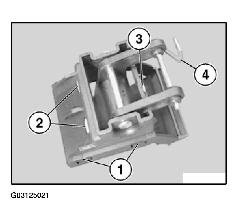 G03125021