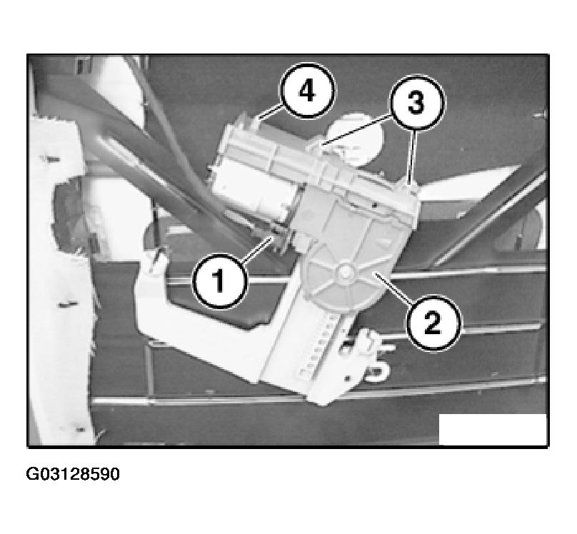 G03128590