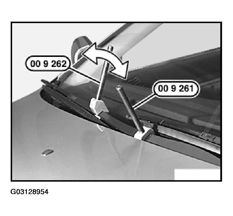 G03128954