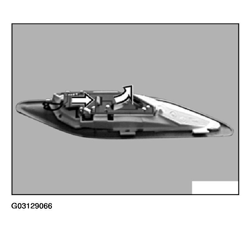 G03129066