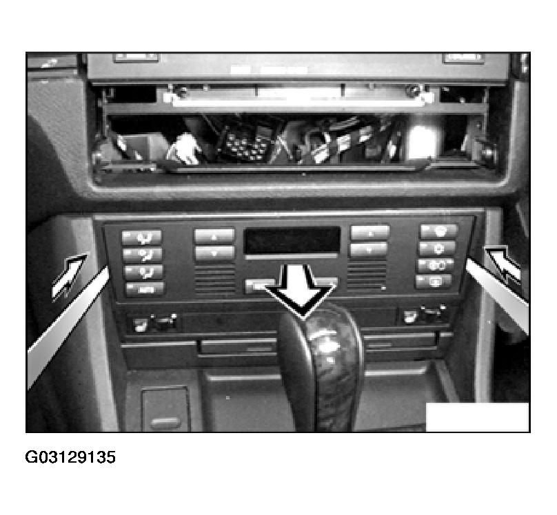 G03129135