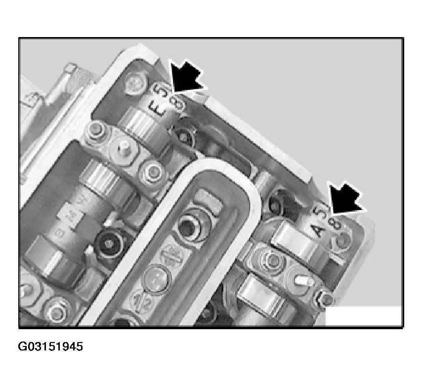 G03151945