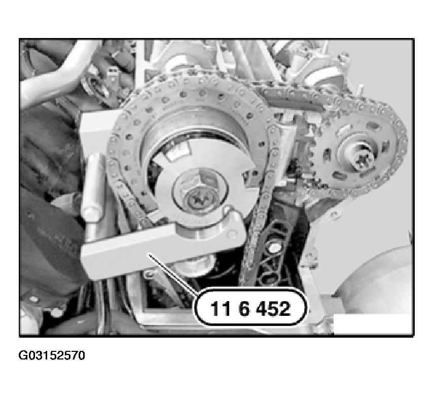 G03152570