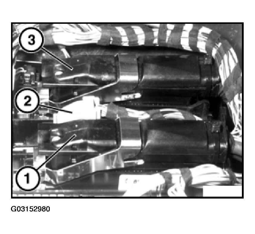 G03152980