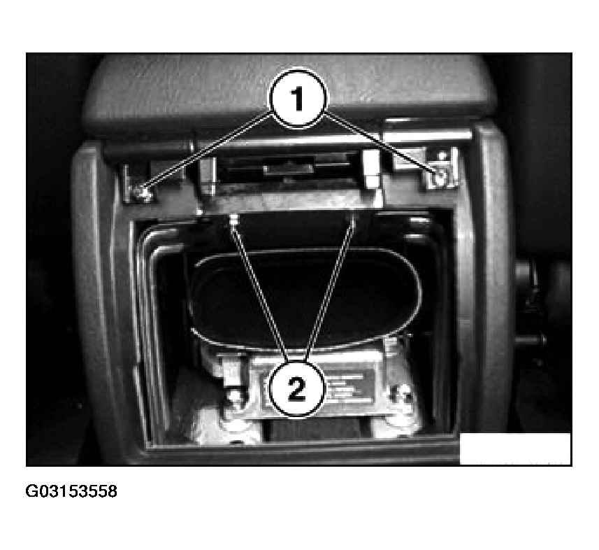 G03153558