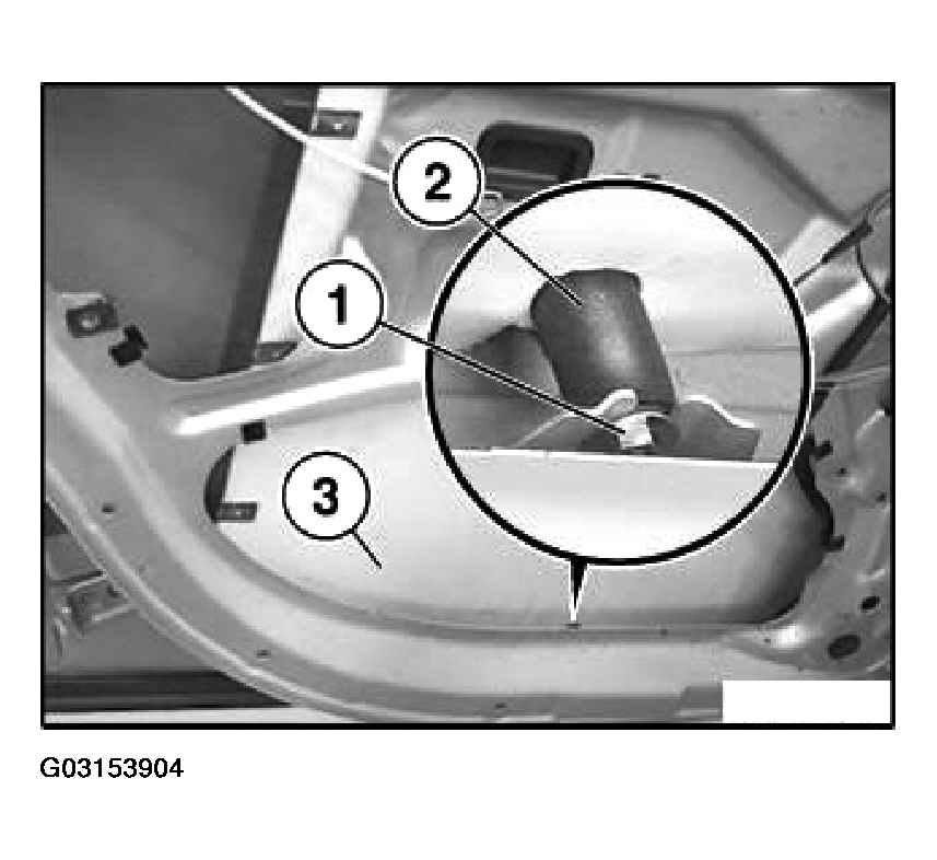 G03153904