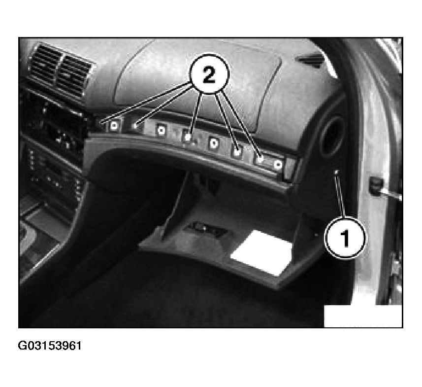 G03153961