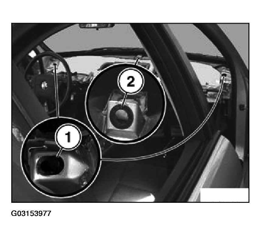 G03153977
