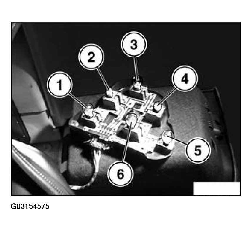 G03154575
