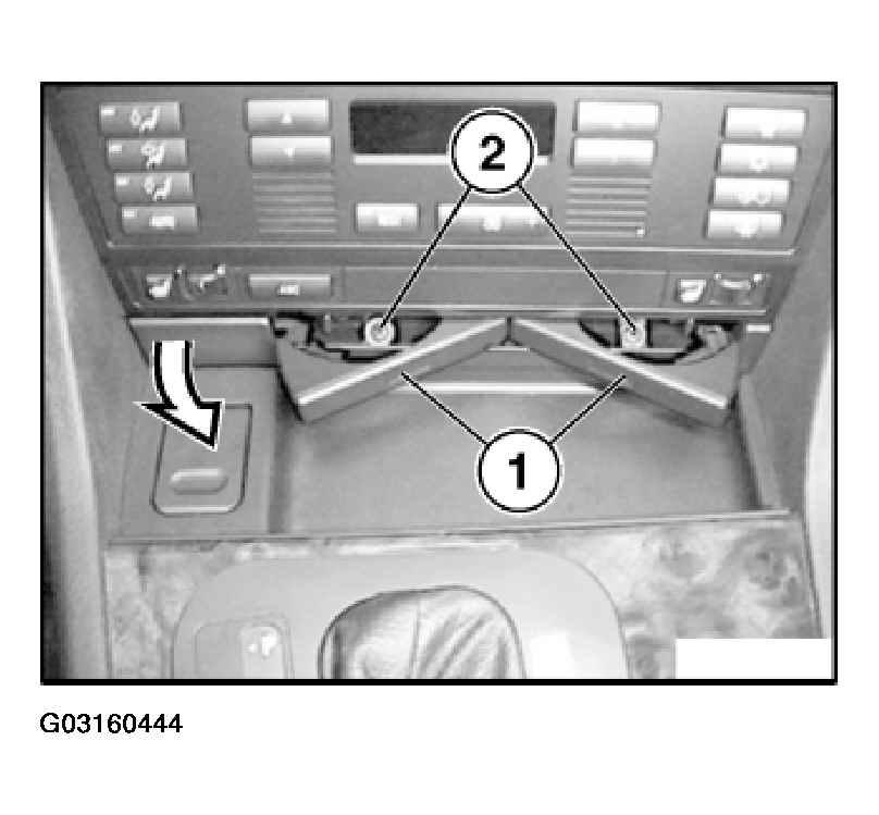 G03160444