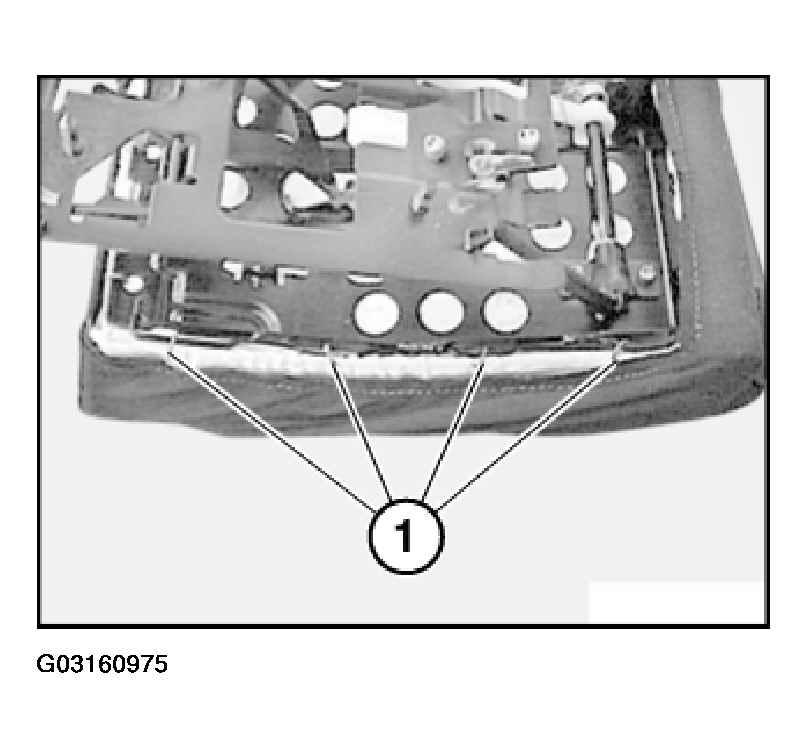 G03160975