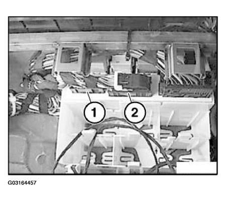G03164457