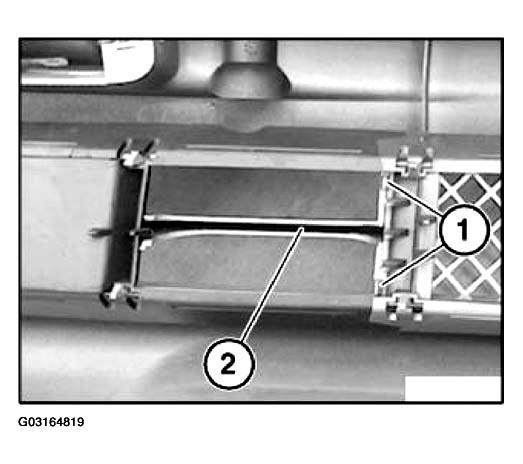 G03164819
