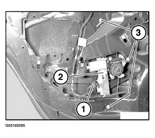 G03165295