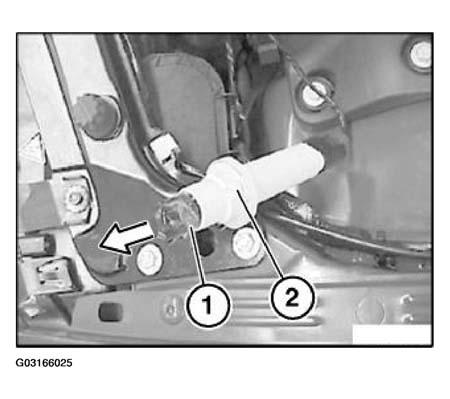 G03166025