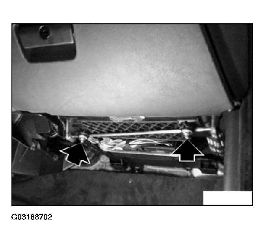 G03168702