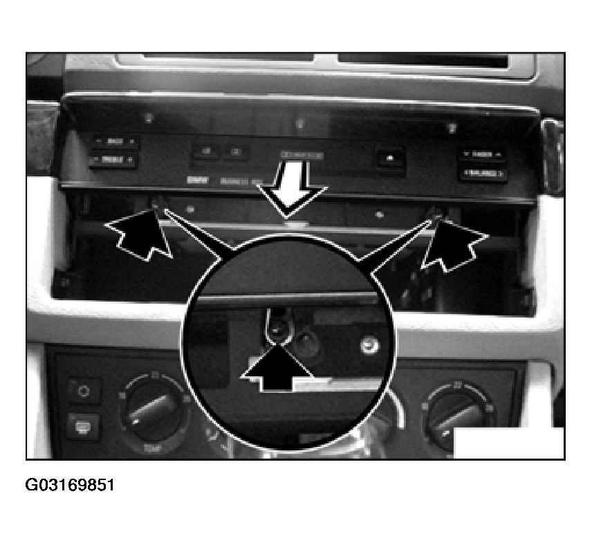 G03169851