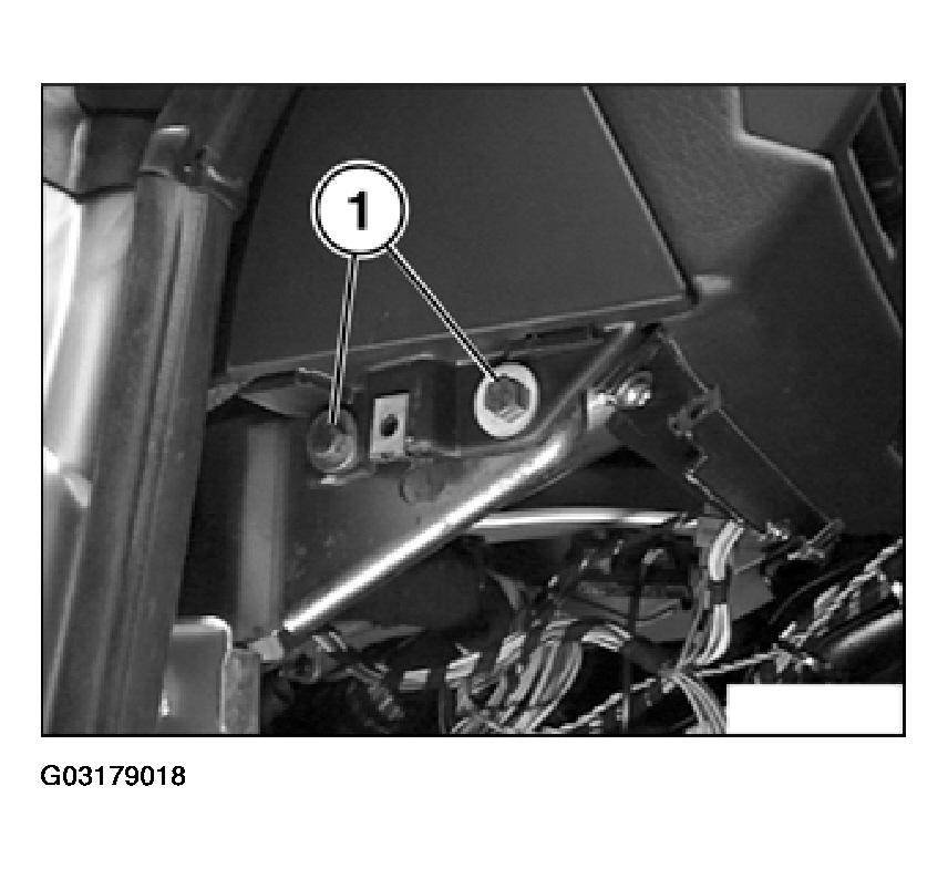 G03179018