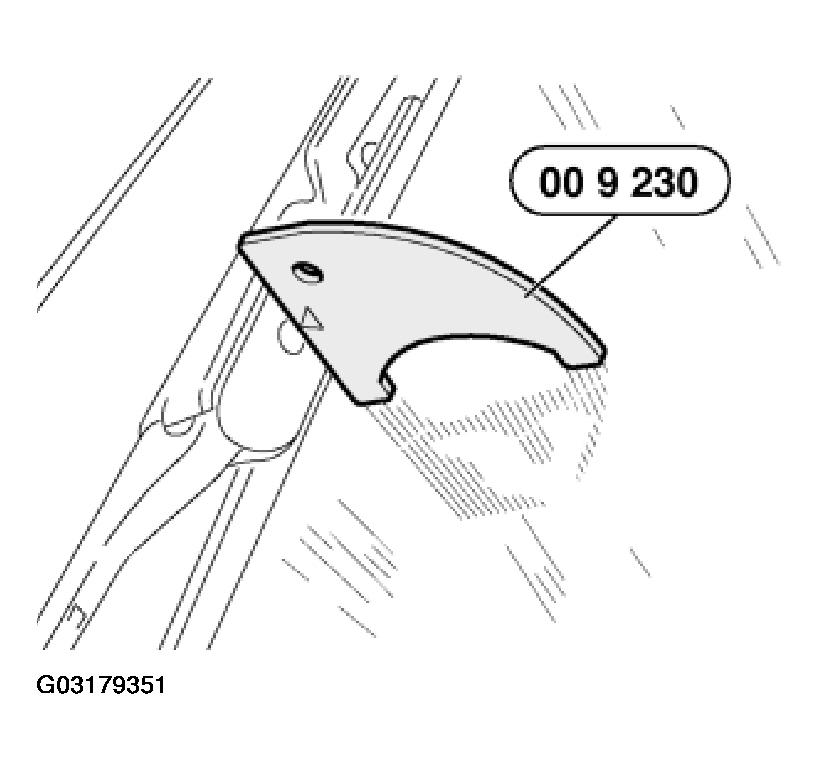 G03179351