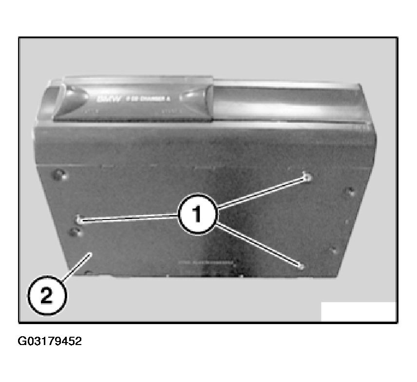 G03179452