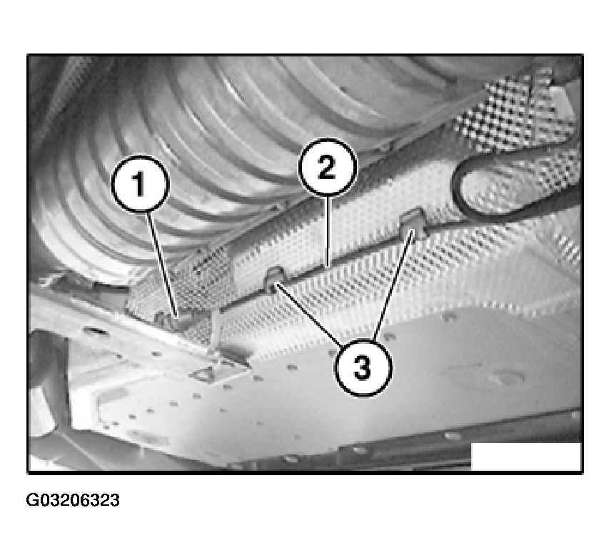 G03206323
