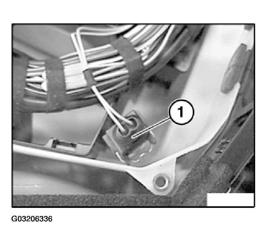 G03206336