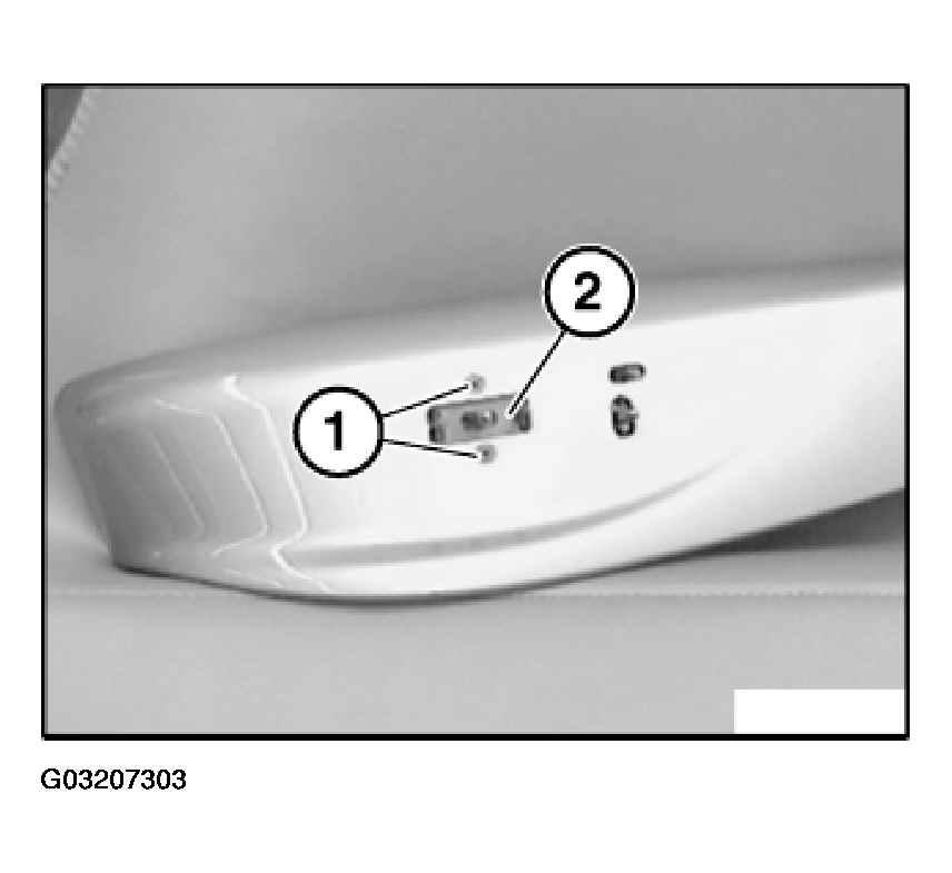 G03207303