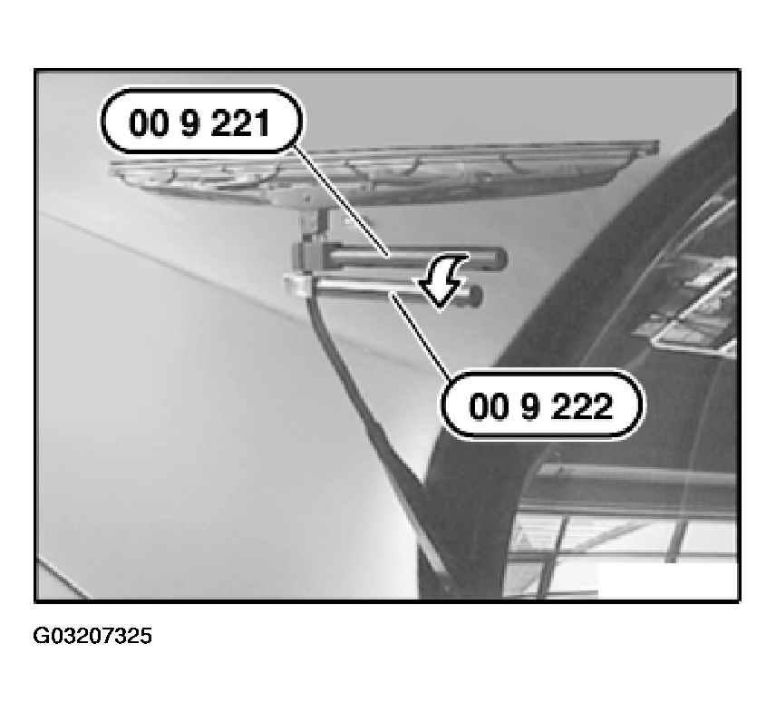G03207325