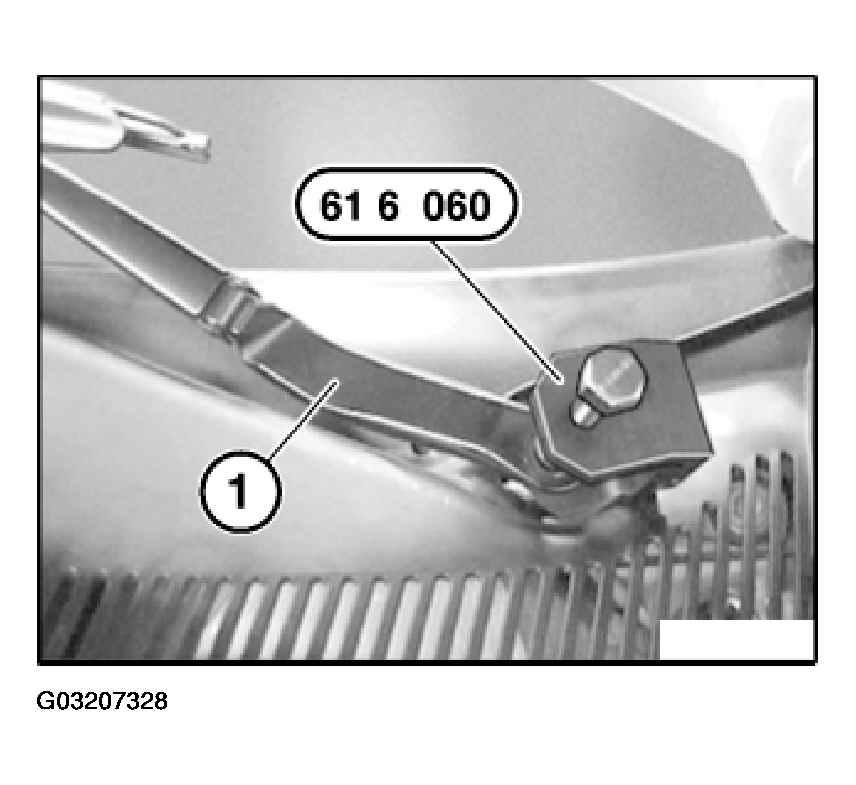 G03207328