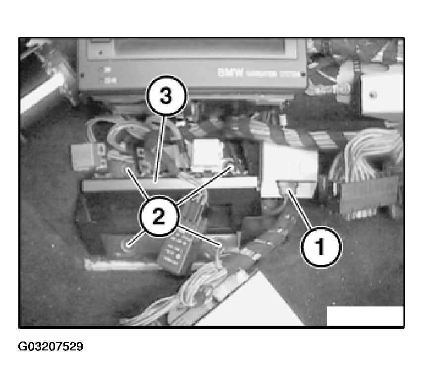 G03207529