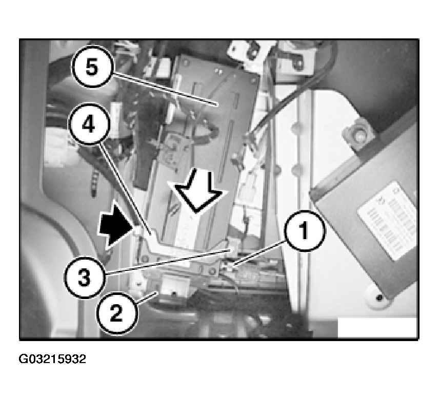G03215932