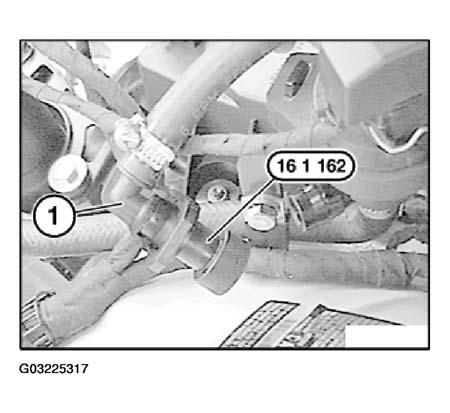 G03225317