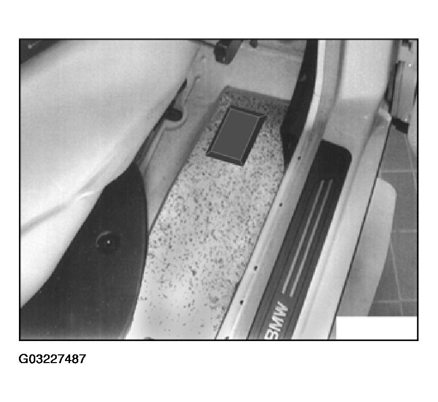 G03227487