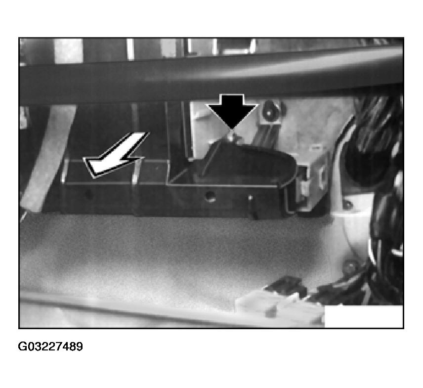 G03227489