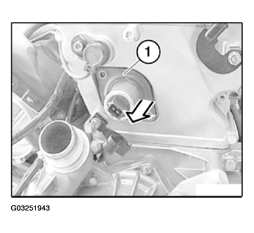 G03251943