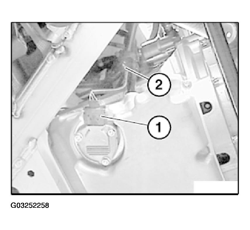 G03252258
