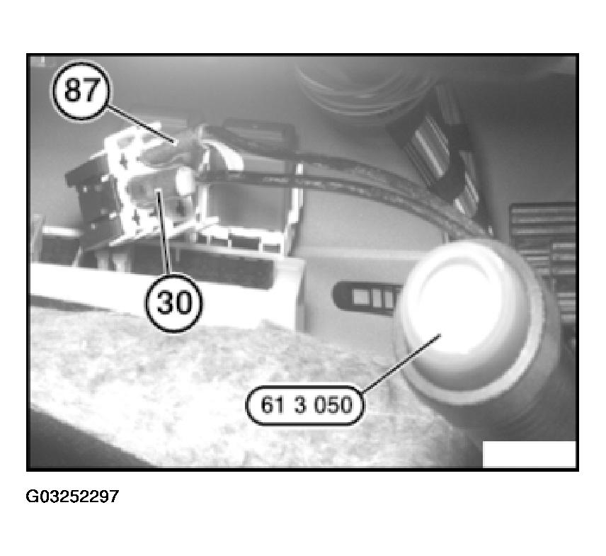 G03252297