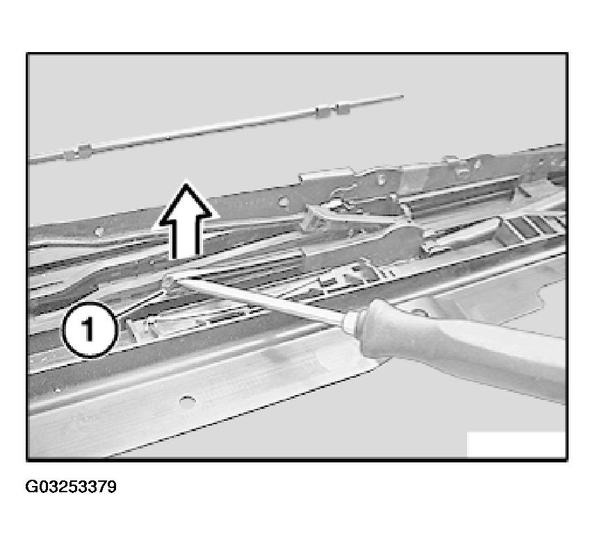 G03253379