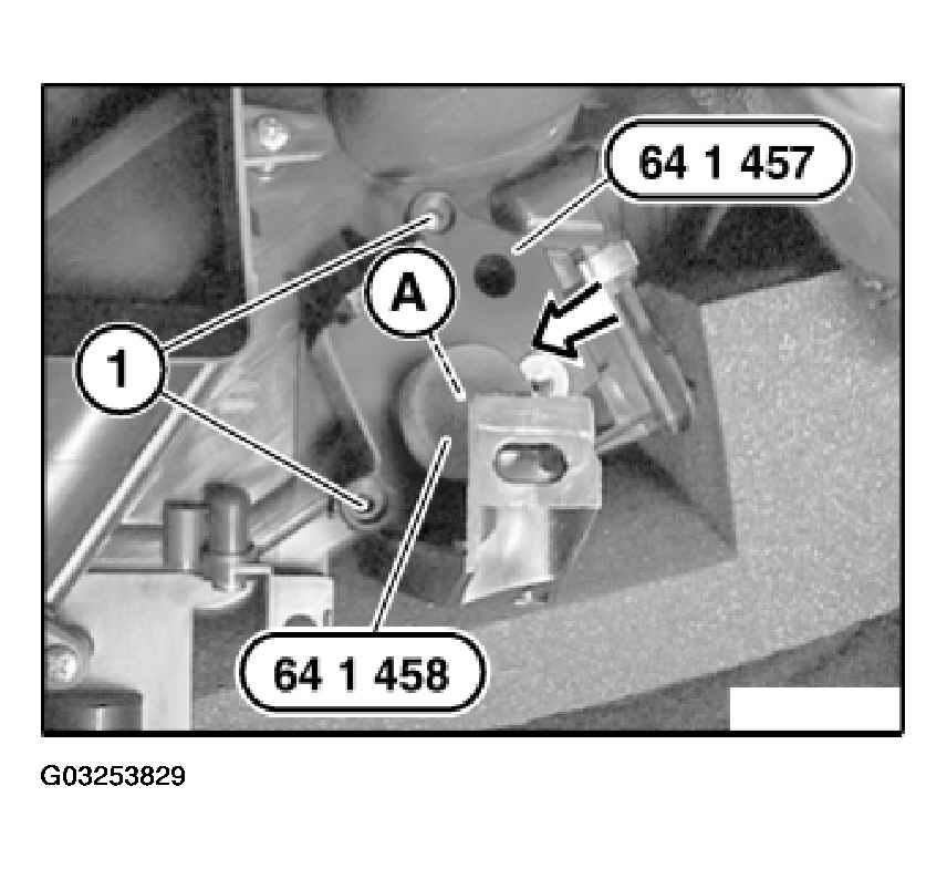 G03253829