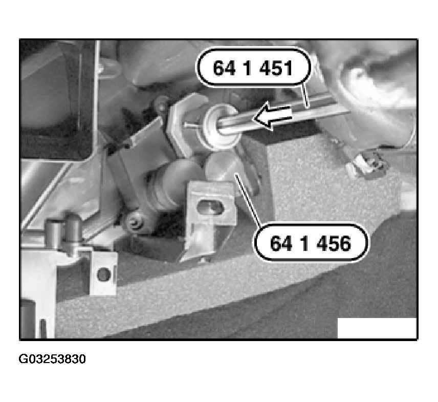 G03253830