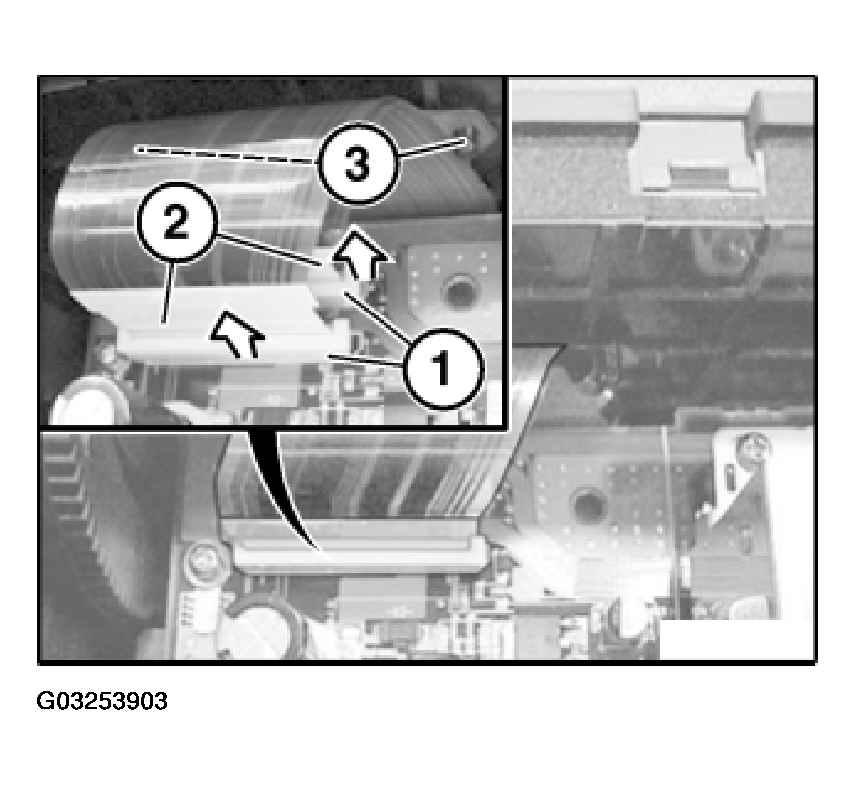 G03253903