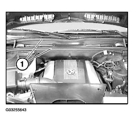 G03255643