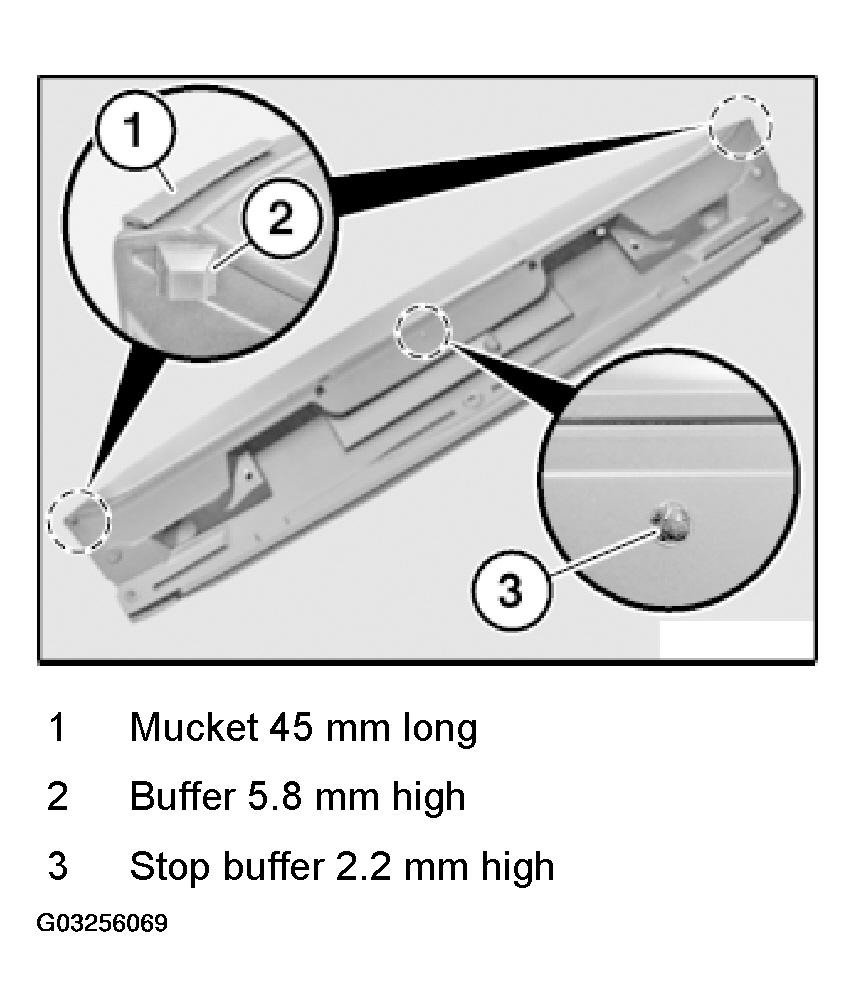 G03256069